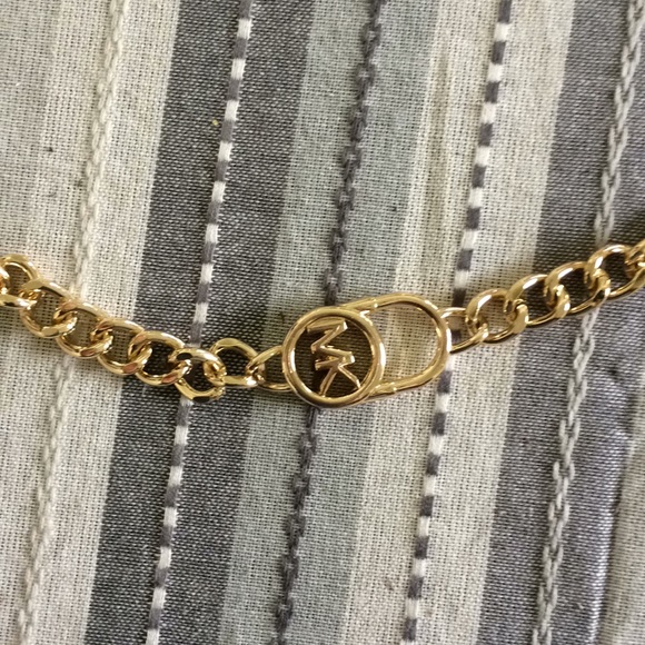 Please Do Not Purchase. Item on Hold. - Picture 3 of 5